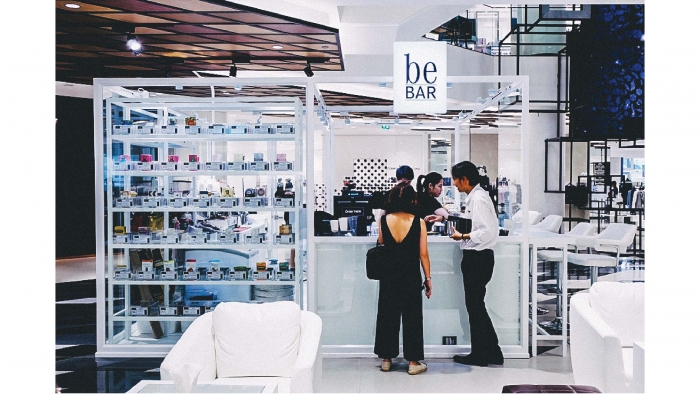 Me bar by Mercedes-Benz